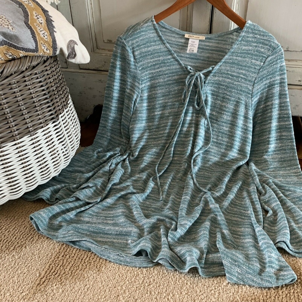 Boutique Long Sleeve Hooded Thermal Tee Knit Top - Picture 3 of 7